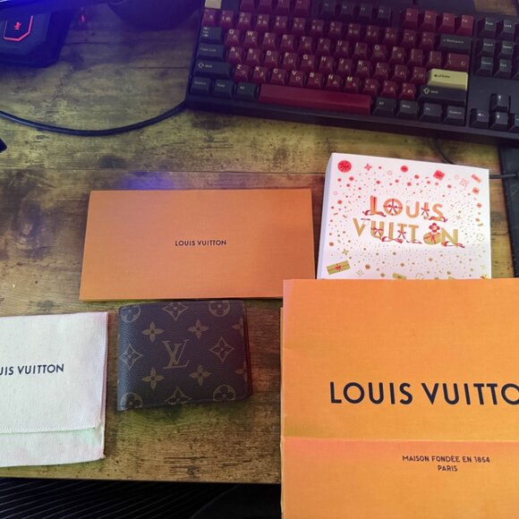 Louis Vuitton Monogram Multiple Wallet (M60895) - Picture 7 of 9